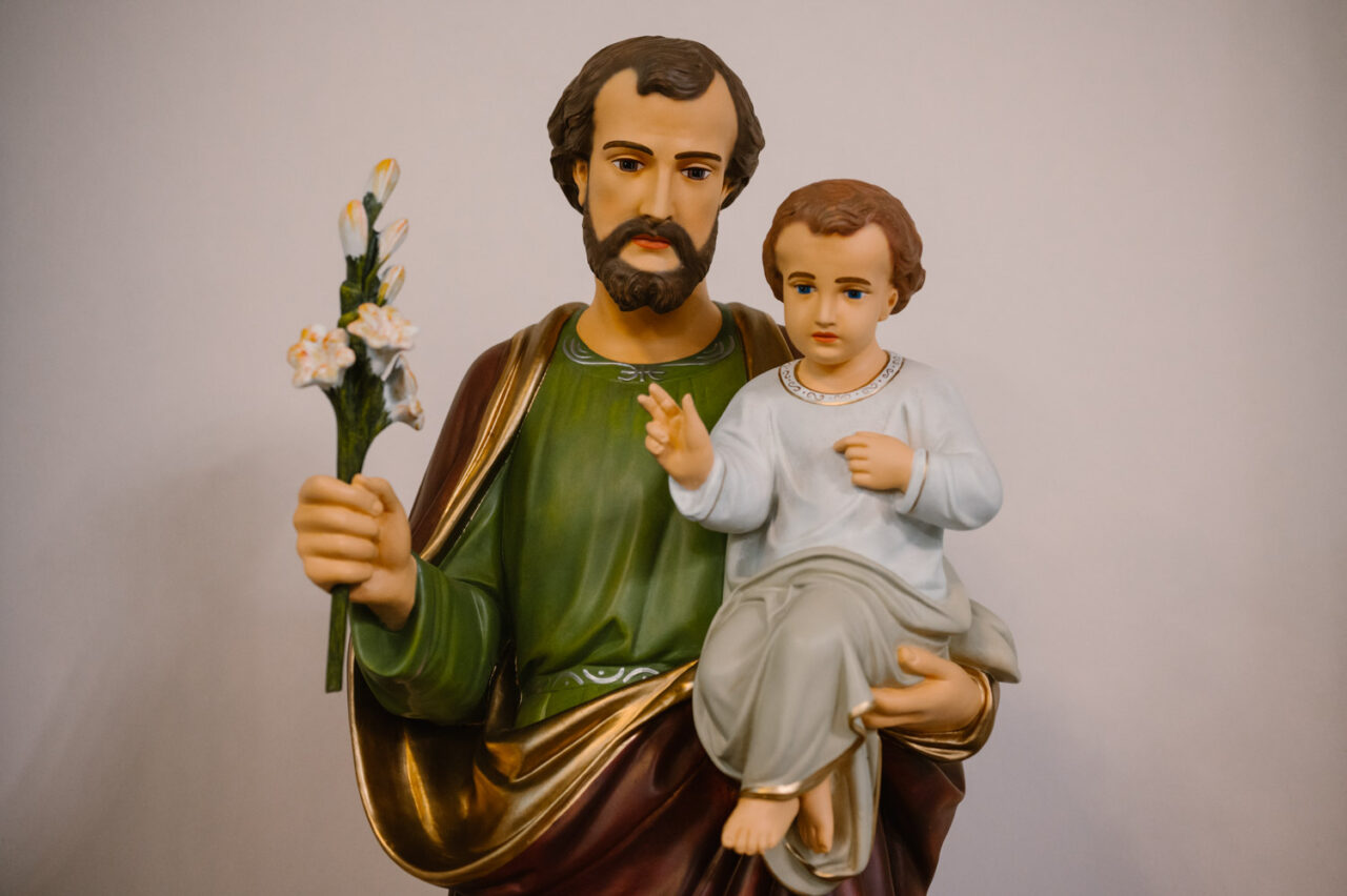 figura św. Józefa i dzieciątka Jezus - kościół Lublin Tatary