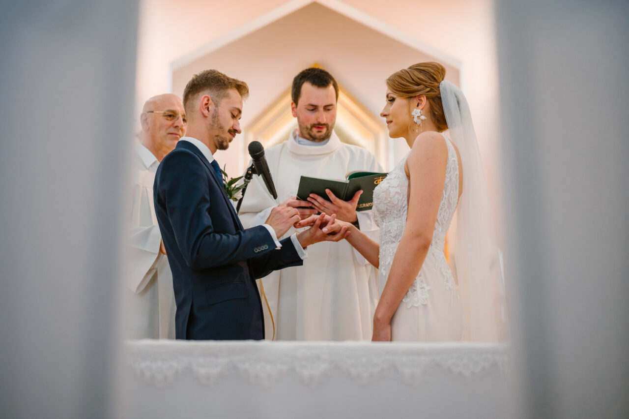 ślub pary w Dębicy - fotograf na ślub