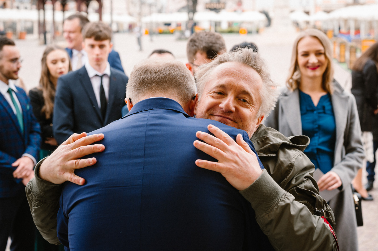 Mikołaj Cieślak składa życzenia przyjacielowi