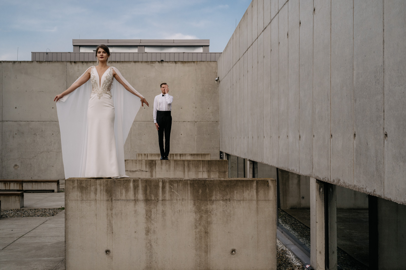 para młoda w modernistycznej odsłonie