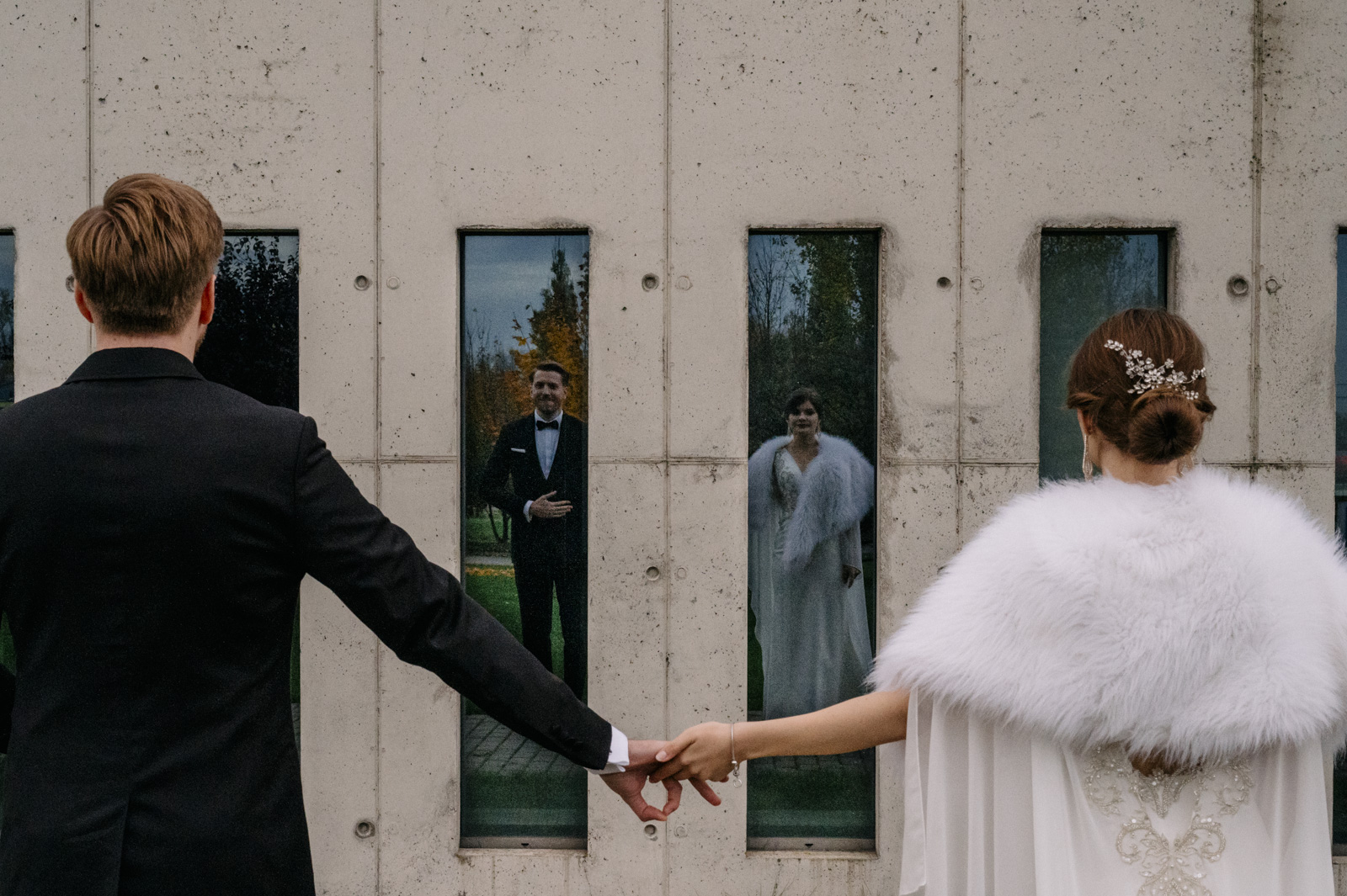 portret pary młodej w odbiciu 